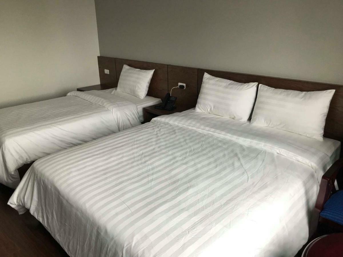 Lex Hotel Ха Лонг Екстериор снимка