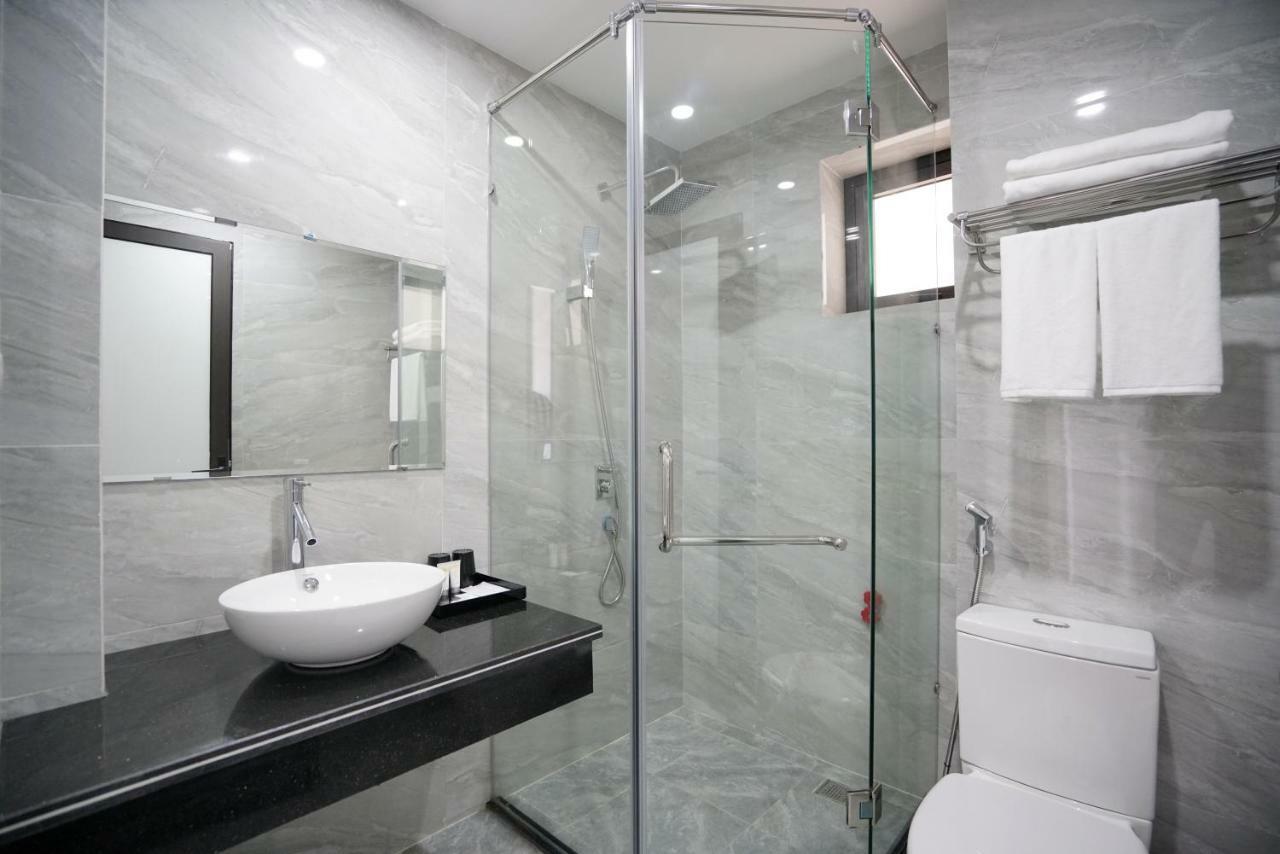 Lex Hotel Ха Лонг Екстериор снимка