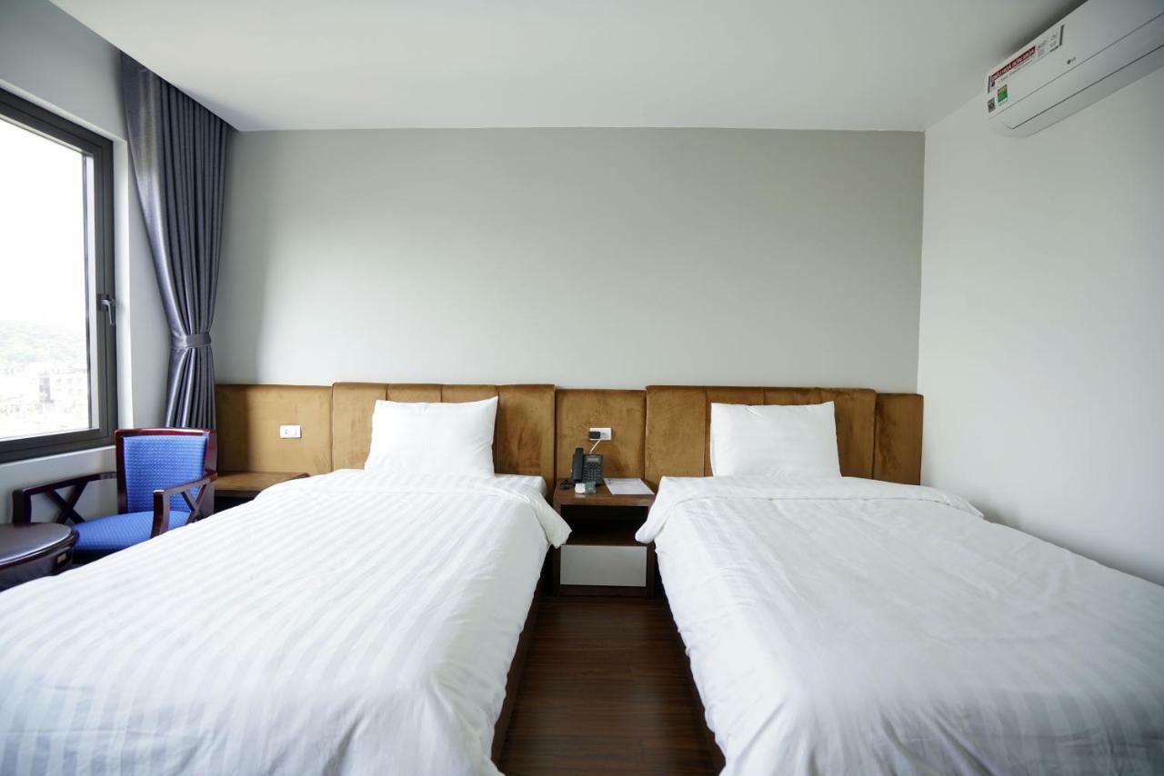 Lex Hotel Ха Лонг Екстериор снимка